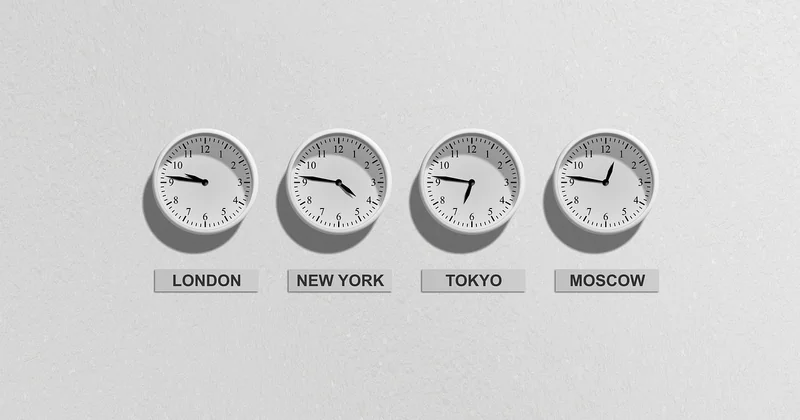 Fuseaux horaires et dispersion géographique