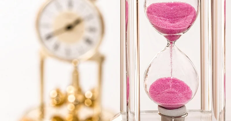 La durée du statut : votre horloge tourne dès le premier jour